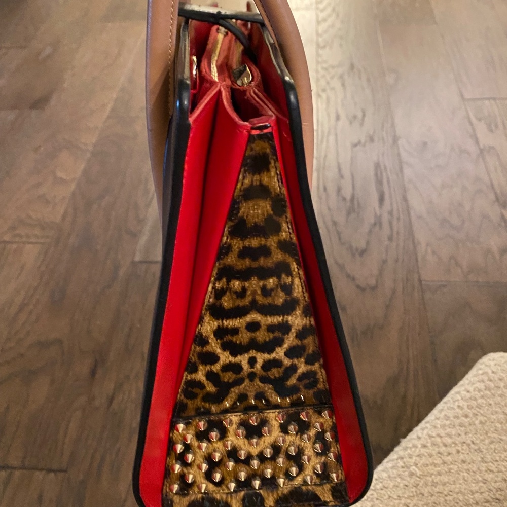 Christian Louboutin Paloma (Lg). Calf leather.  Leopard guitar strap. Top Tier! - Picture 2 of 11